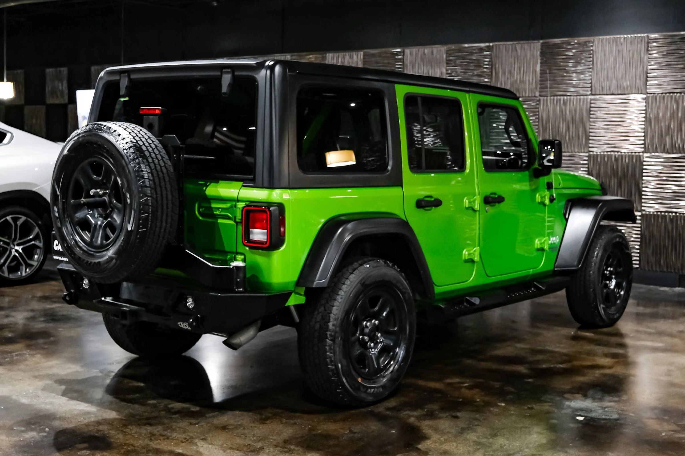 Used 2020 Jeep Wrangler Unlimited Sport AWD/4WD image 7