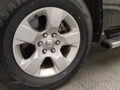 Used 2022 RAM 1500 Big Horn image 31