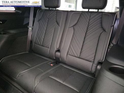 Certified 2026 Cadillac Vistiq Platinum w/ LPO, Floor Liner Package AWD/4WD image 11