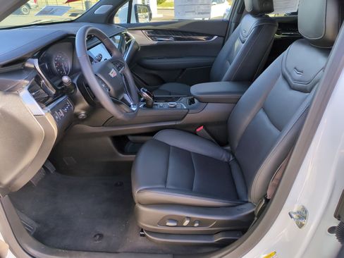 Certified 2024 Cadillac XT6 Premium Luxury w/ Technology Package image 19