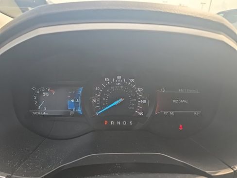 Used 2019 Ford Edge SEL w/ Equipment Group 201A AWD/4WD image 4