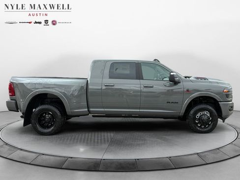 New 2026 RAM 3500 Limited AWD/4WD image 17