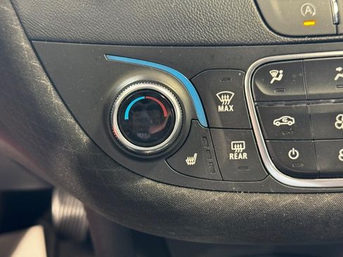 Used 2023 Chevrolet Malibu LT FWD image 20