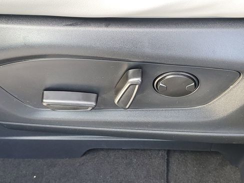 New 2026 Ford Explorer Active image 8