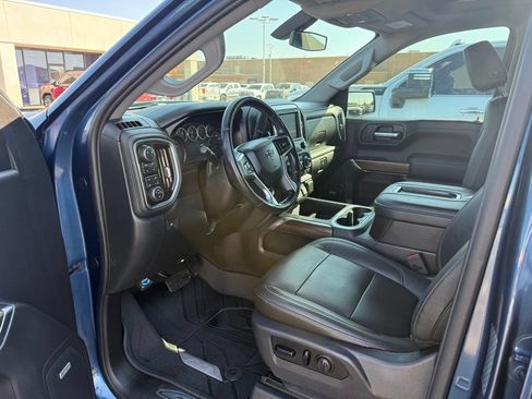 Used 2019 Chevrolet Silverado 1500 RST AWD/4WD image 13