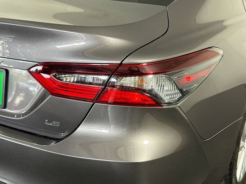 Used 2023 Toyota Camry LE image 33
