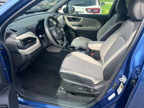 Used 2026 Subaru Forester Premium AWD/4WD image 13