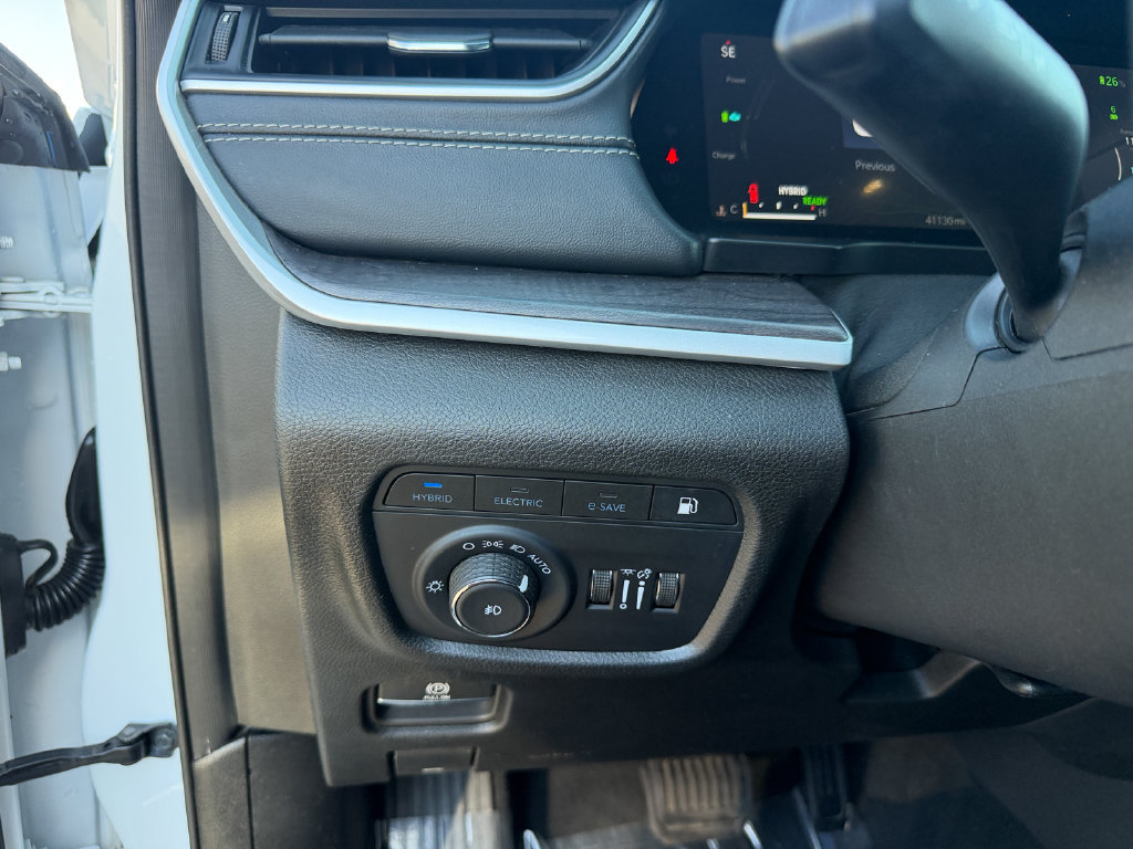 Used 2024 Jeep Grand Cherokee Limited 4xe AWD/4WD image 18