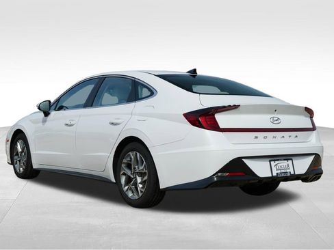 Certified 2023 Hyundai Sonata SEL w/ Preferred Accessory Package image 6