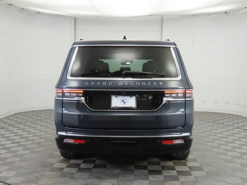 Used 2025 Jeep Grand Wagoneer 4WD w/ 8-Passenger Seating Package image 6