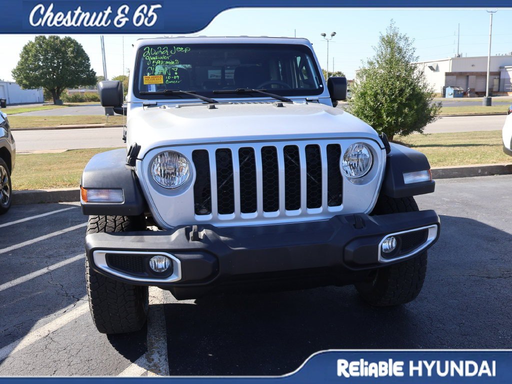 Used 2022 Jeep Gladiator Sport w/ Trailer Tow Package AWD/4WD image 4