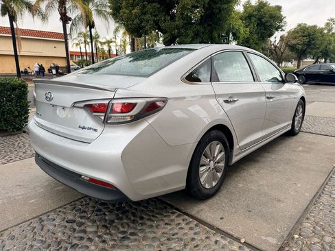 Used 2016 Hyundai Sonata SE FWD image 5