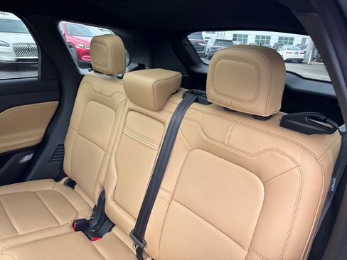 Certified 2022 Lincoln Corsair Reserve w/ Equipment Group 201A image 27