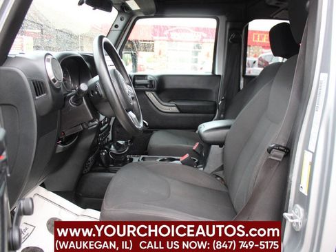 Used 2016 Jeep Wrangler Unlimited Sport AWD/4WD image 11