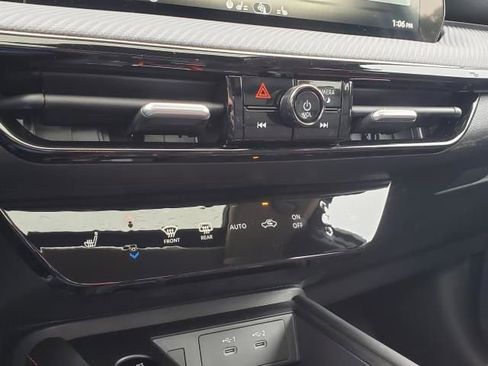 New 2026 Nissan Kicks SR w/ SR Premium Package image 31