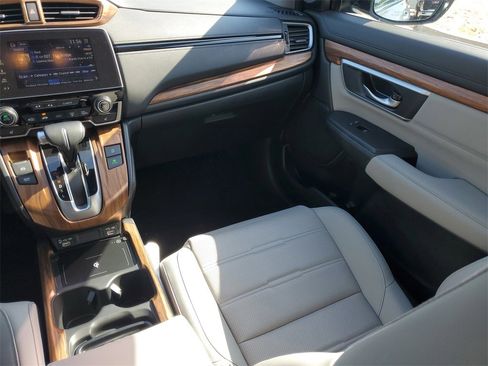 Used 2020 Honda CR-V Touring image 18