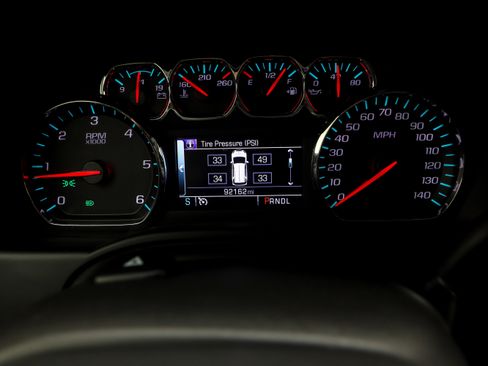 Used 2020 Chevrolet Suburban LT AWD/4WD image 27