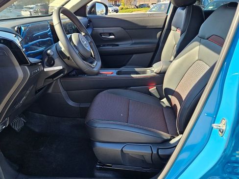 New 2026 Nissan Kicks SR image 3