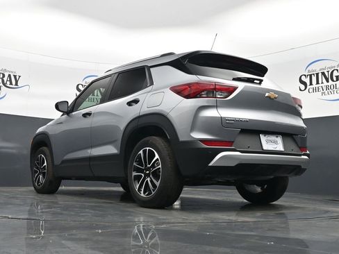 Used 2024 Chevrolet TrailBlazer LT w/ Convenience Package image 21