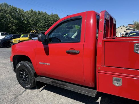 Used 2012 GMC Sierra 1500 SLE w/ SLE Preferred Package AWD/4WD image 8