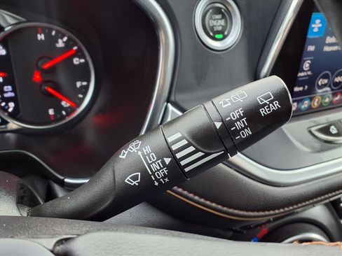 Used 2022 Chevrolet Blazer Premier image 21