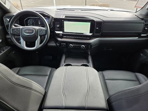 Used 2025 GMC Sierra 3500 SLT w/ SLT Convenience Package image 2