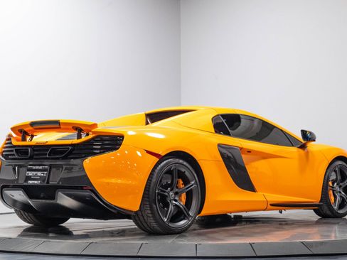 Used 2015 McLaren 650S Spider RWD image 23