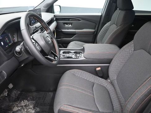 New 2026 Honda Pilot Sport image 17