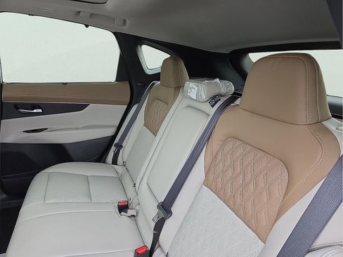 New 2026 Nissan Murano Platinum image 9