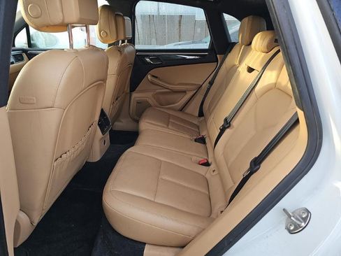 Used 2018 Porsche Macan S w/ Premium Package Plus image 6