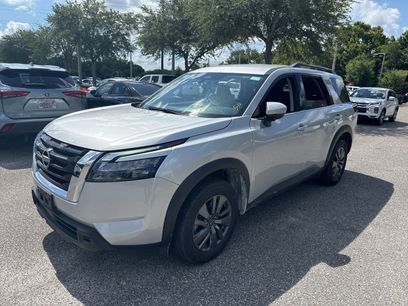 Used 2025 Nissan Pathfinder SV