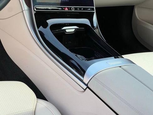 Certified 2023 Mercedes-Benz C 300 4MATIC Sedan image 24