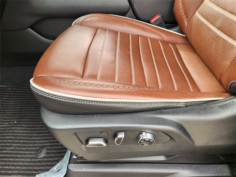 Used 2024 GMC Yukon XL Denali Ultimate image 25