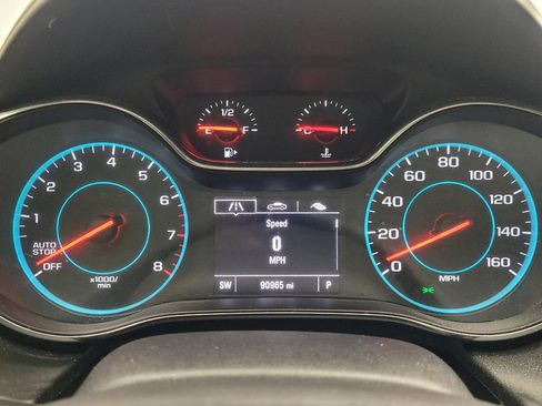 Used 2018 Chevrolet Cruze LS FWD image 23