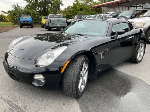 Used 2009 Pontiac Solstice Coupe w/ Premium Package image 8