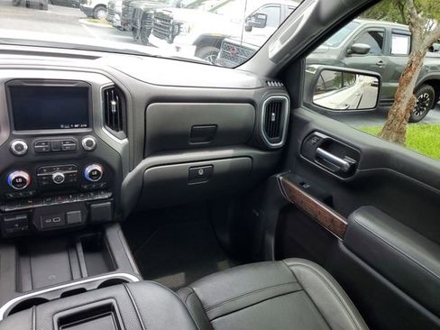 Used 2022 GMC Sierra 1500 Denali w/ Denali Premium Package AWD/4WD image 15