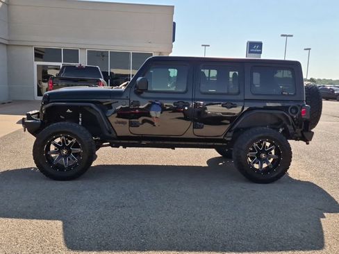 Used 2023 Jeep Wrangler Unlimited Sport AWD/4WD image 6
