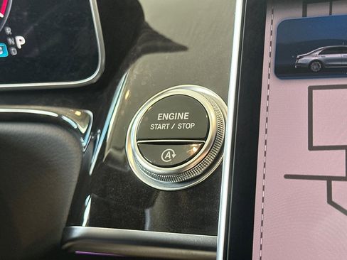Certified 2022 Mercedes-Benz S 580 4MATIC Sedan image 22