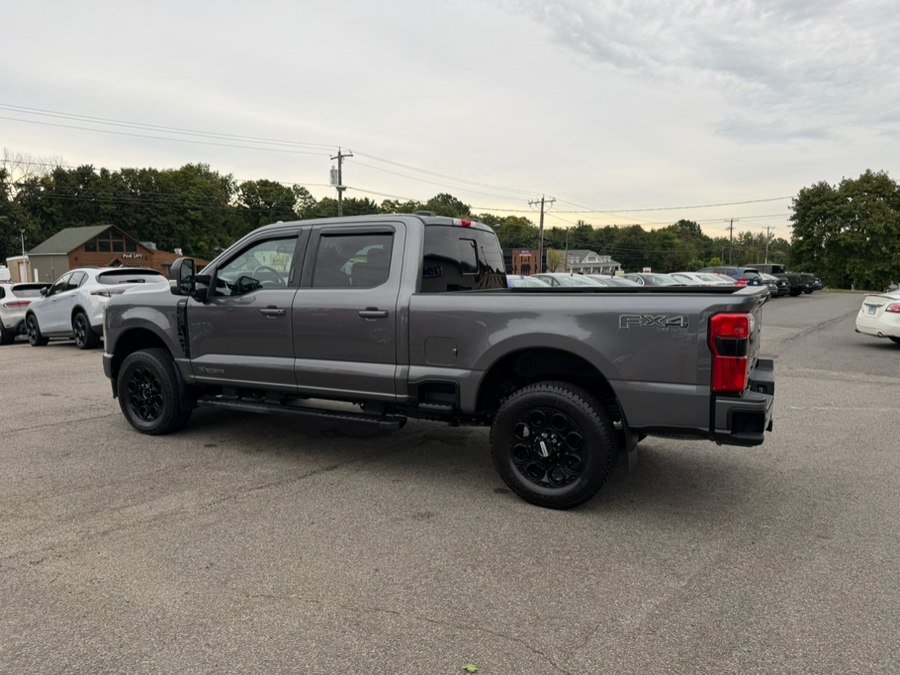 Used 2024 Ford F350 Lariat w/ Black Appearance Package AWD/4WD image 4