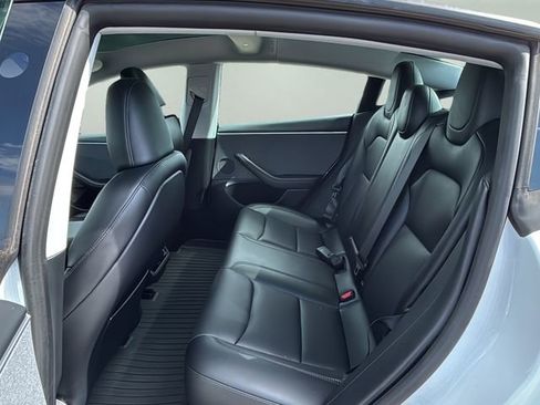Used 2025 Tesla Model 3 Long Range RWD image 18