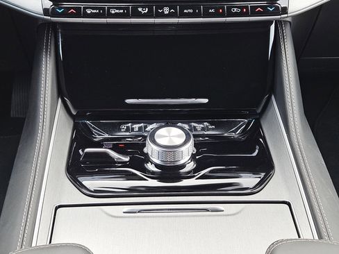 New 2026 Jeep Grand Wagoneer Limited w/ Premium Group II image 17