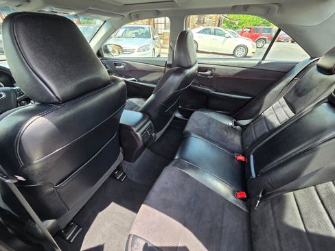 Used 2016 Toyota Camry XSE w/ Moonroof Package FWD image 14