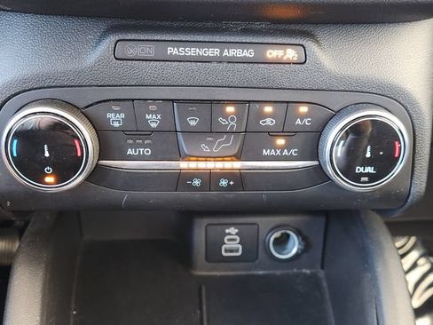 Used 2025 Ford Escape Active AWD/4WD image 22