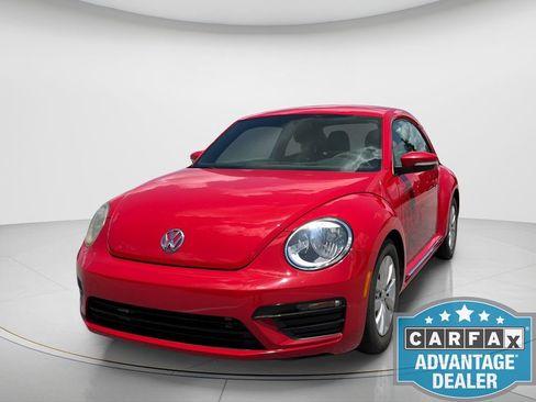 Used 2019 Volkswagen Beetle 2.0T S FWD image 2