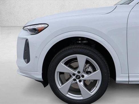 New 2026 Audi Q5 Premium Plus AWD/4WD image 7