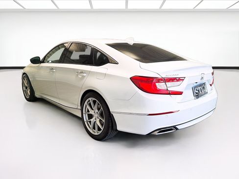 Used 2022 Honda Accord Touring image 6