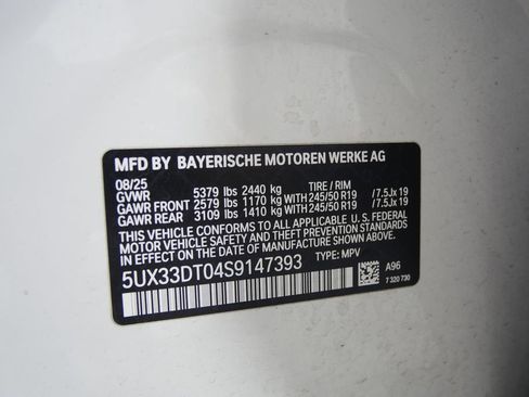 Used 2025 BMW X4 xDrive30i AWD/4WD image 26