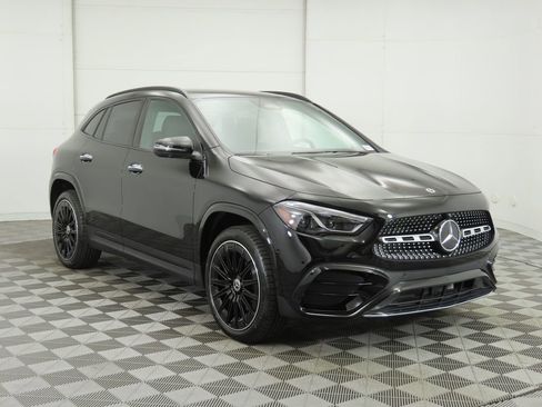 Certified 2025 Mercedes-Benz GLA 250 image 3