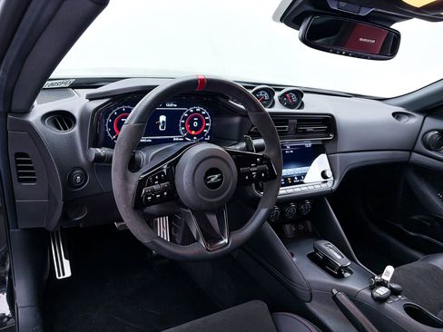 Used 2024 Nissan Z NISMO w/ Floor Mat Package RWD image 21