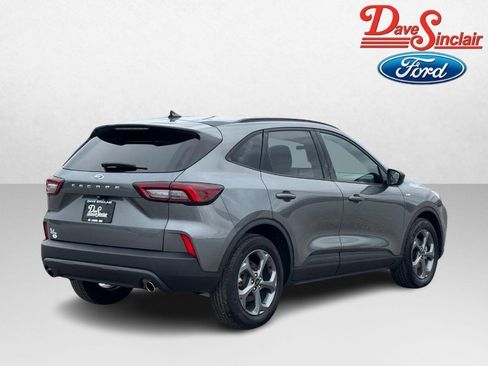 Used 2025 Ford Escape ST-Line FWD image 7